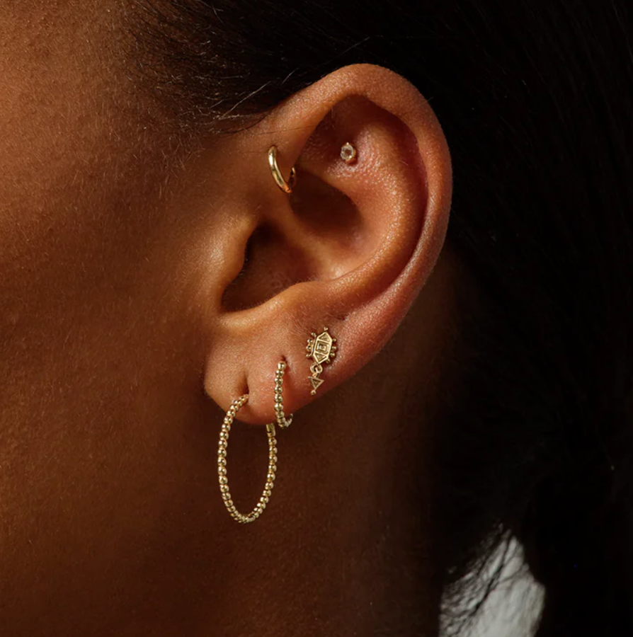 MÉTIER BEADED CLICKER HOOP EARRINGS