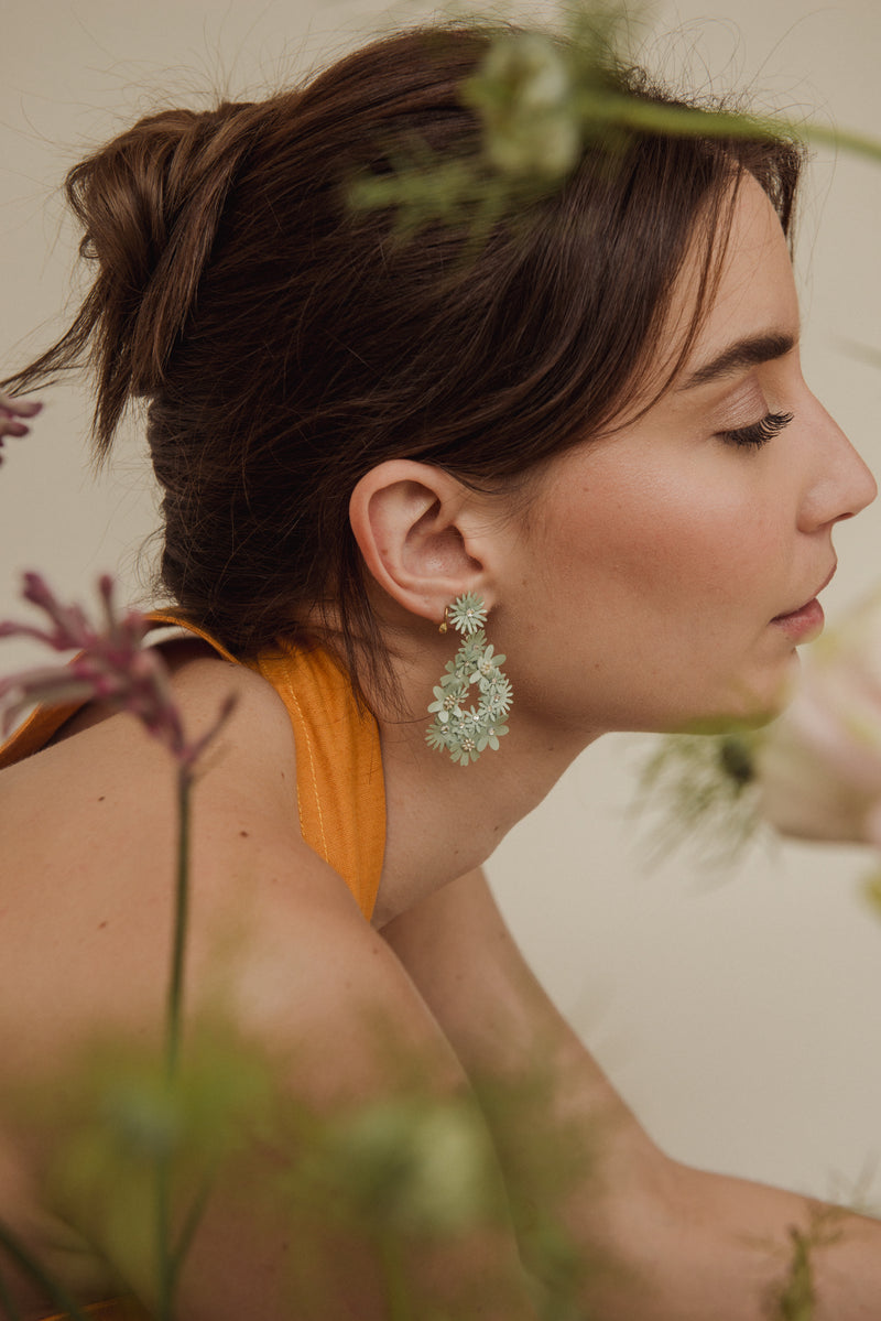 MISHKY FLOWER DROP EARRINGS